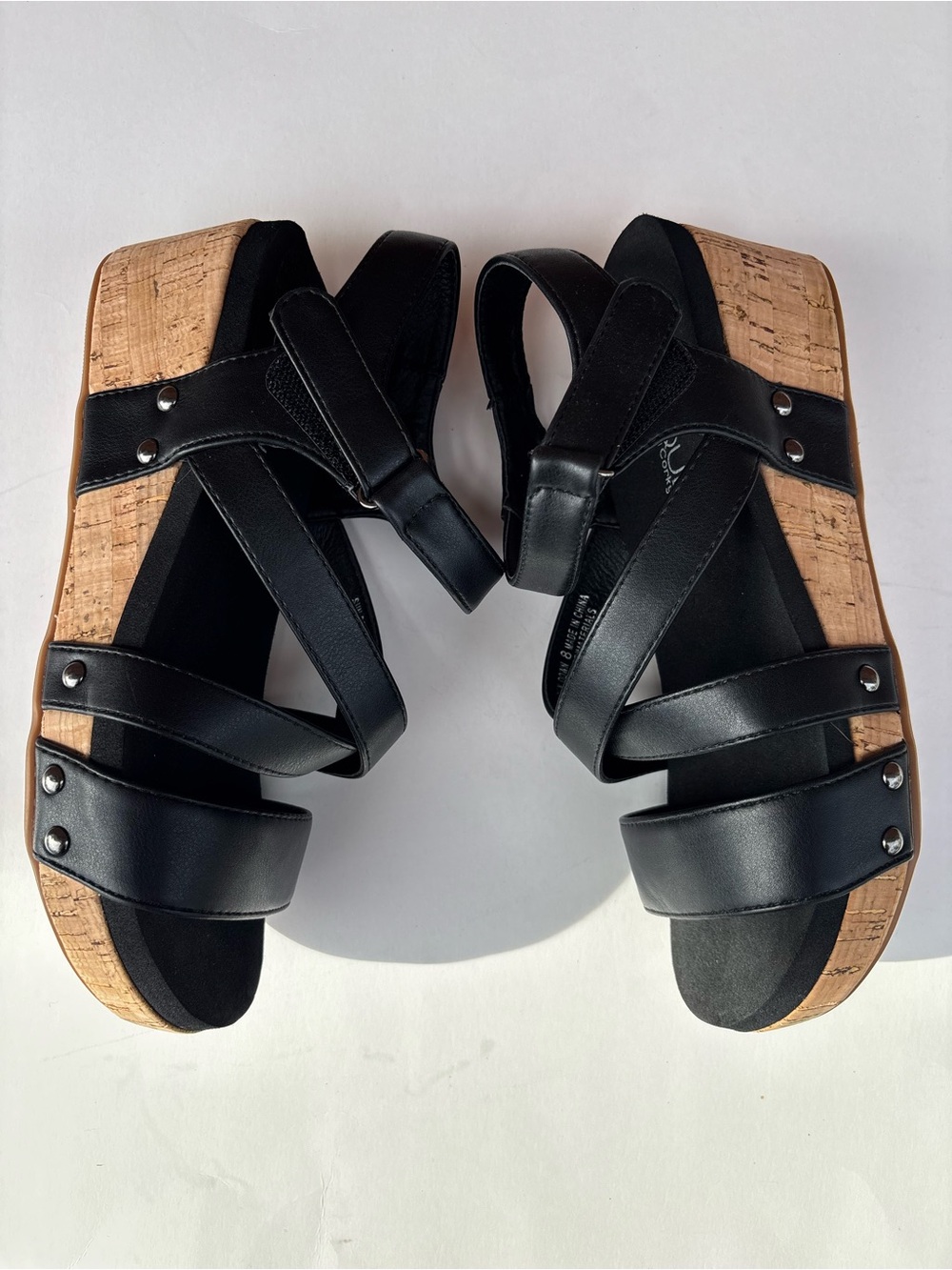 BOUTIQUE by Corkys Black Strappy Cork-Style Platform Sandals Women Size 8